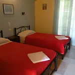 Dimitris Acharavi Corfu Apartman Aharávi