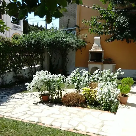 Apartment Dimitris Acharavi Corfu *